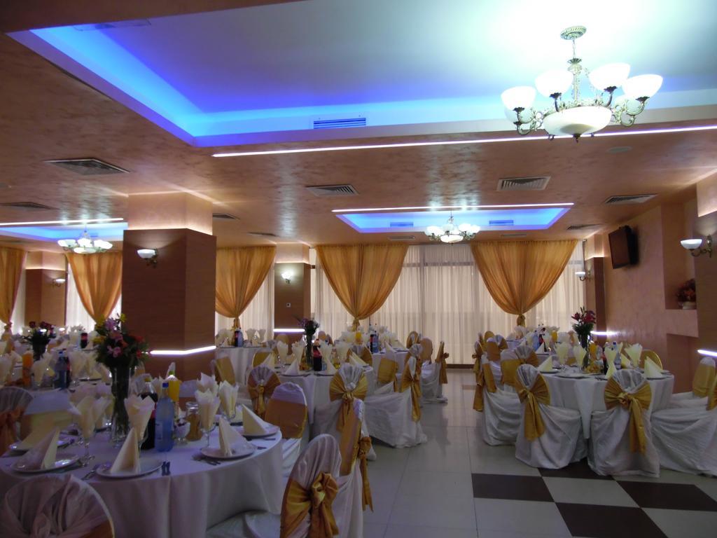 Hotel Flormang 克拉奥华 外观 照片